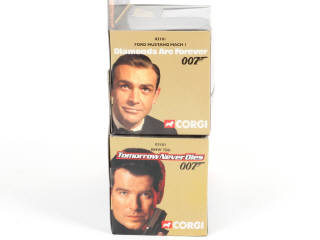 Lot 212 - CORGI TOYS (GB) (2)