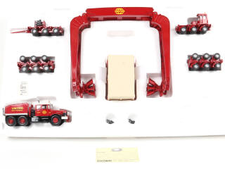 Lot 209 - CORGI TOYS (GB) (1)