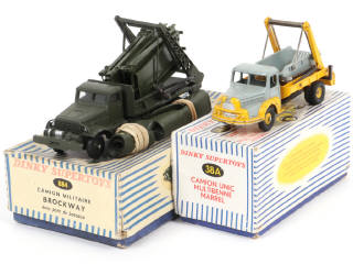 Lot 333 - DINKY TOYS (FRANCE) (2)