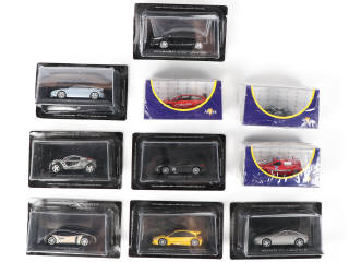 Lot 255 - DIVERS (10)