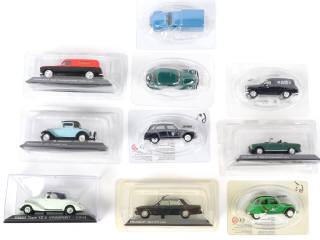 Lot 256 - DIVERS (10)