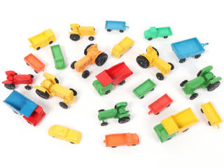 Lot 333 - DIVERS (21)