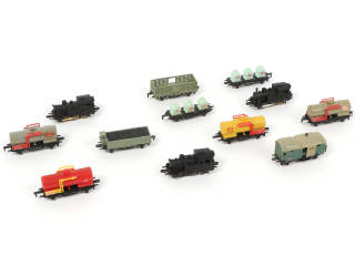 Lot 50 - MAJORETTE (FRANCE) (12)