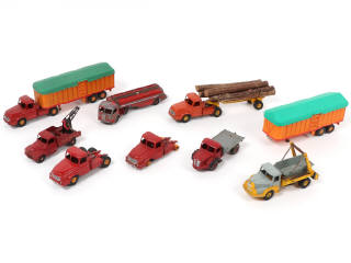 Lot 216 - DINKY TOYS (FRANCE) (10)