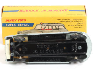 Lot 297 - DINKY TOYS (FRANCE) (1)