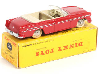 Lot 284 - DINKY TOYS (FRANCE) (1)