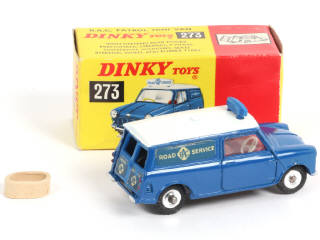 Lot 502 - DINKY TOYS (GB) (1)