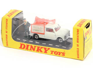 Lot 506 - DINKY TOYS (GB) (1)