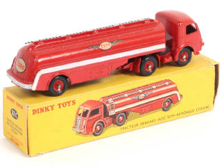 Lot 387 - DINKY TOYS (FRANCE) (1)