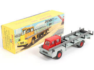 Lot 396 - DINKY TOYS (FRANCE) (1)