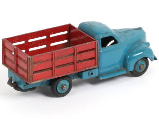 Lot 358 - DINKY TOYS (FRANCE) (1)