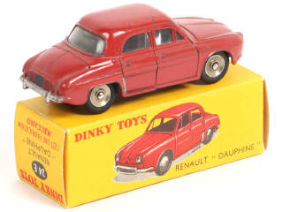 Lot 303 - DINKY TOYS (FRANCE) (1)