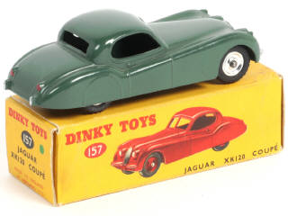 Lot 487 - DINKY TOYS (GB) (1)