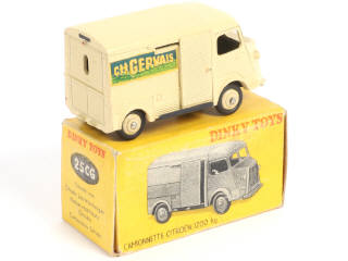 Lot 373 - DINKY TOYS (FRANCE) (1)