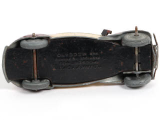 Lot 243 - DINKY TOYS (FRANCE) (1)