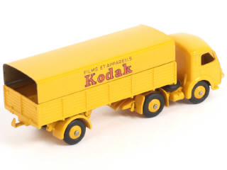 Lot 361 - DINKY TOYS (FRANCE) (1)
