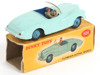 Lot 479 - DINKY TOYS (GB) (1)