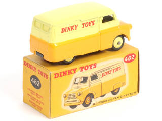 Lot 521 - DINKY TOYS (GB) (1)