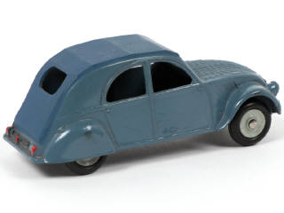 Lot 259 - DINKY TOYS (FRANCE) (1)