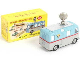 Lot 531 - DINKY TOYS (GB) (1)