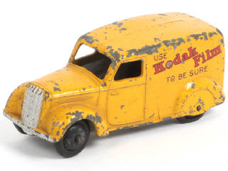 Lot 456 - DINKY TOYS (GB) (1)