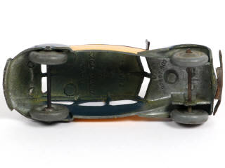 Lot 240 - DINKY TOYS (FRANCE) (1)