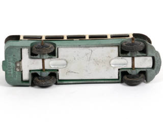 Lot 354 - DINKY TOYS (FRANCE) (1)