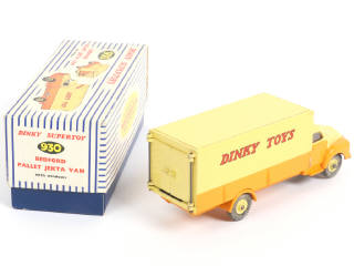 Lot 528 - DINKY TOYS (GB) (1)