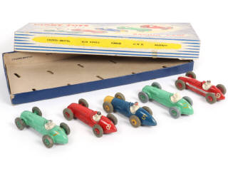 Lot 439 - DINKY TOYS (GB) (1)