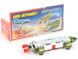 Lot 545 - DINKY TOYS (GB) (1)