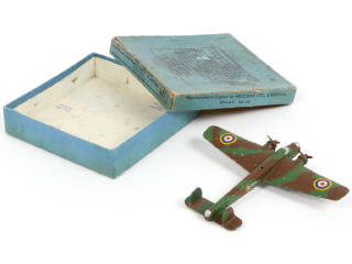 Lot 428 - DINKY TOYS (GB) (1)