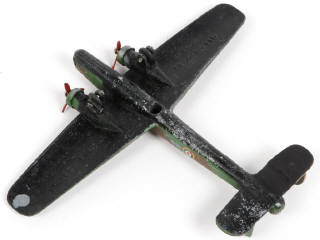 Lot 428 - DINKY TOYS (GB) (1)