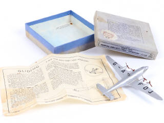 Lot 429 - DINKY TOYS (GB) (1)