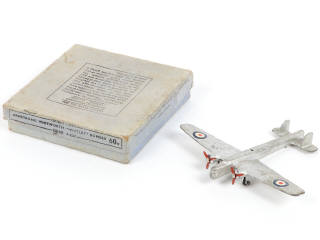 Lot 420 - DINKY TOYS (GB) (1)