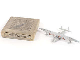 Lot 421 - DINKY TOYS (GB) (1)