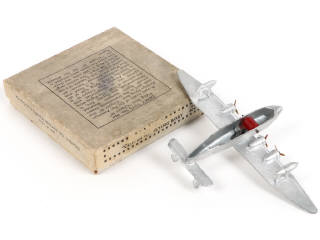 Lot 421 - DINKY TOYS (GB) (1)