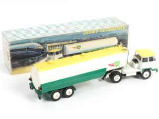 Lot 397 - DINKY TOYS (FRANCE) (1)