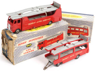 Lot 540 - DINKY TOYS (GB) (2)