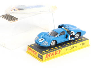 Lot 335 - DINKY TOYS (FRANCE) (1)
