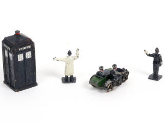 Lot 444 - DINKY TOYS (GB) (1)