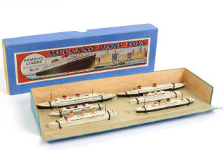 Lot 417 - DINKY TOYS (GB) (1)