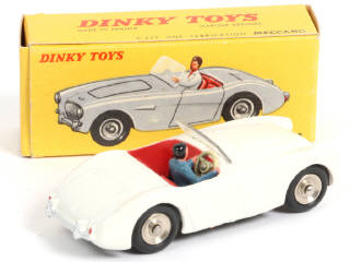 Lot 331 - DINKY TOYS (FRANCE) (1)