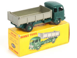Lot 389 - DINKY TOYS (FRANCE) (1)