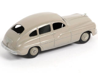 Lot 254 - DINKY TOYS (FRANCE) (1)