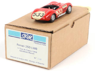 Lot 39 - DIVERS (1)