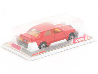 Lot 83 - MAJORETTE (FRANCE) (1)