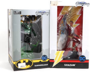 Lot 153 - DIAMOND SELECT TOYS (USA) (2)