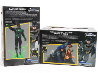 Lot 155 - DIAMOND SELECT TOYS (USA) (2)