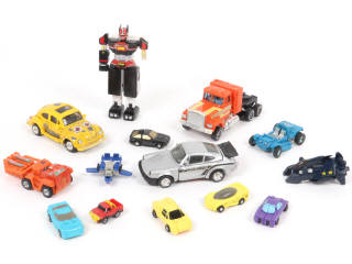 Lot 121 - DIVERS (14)