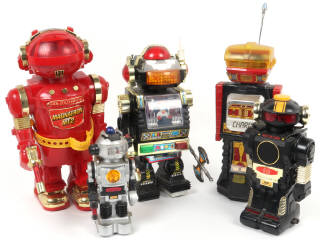 Lot 122 - DIVERS (5)